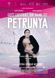 Filmposter: „Gott existiert, ihr Name ist Petrunya“, Quelle: JIP Film und Verleih